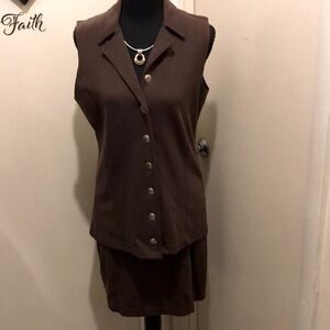 Chic Brown No Sleeve Skirt Set.  Has Stretch EUC. Pet Free